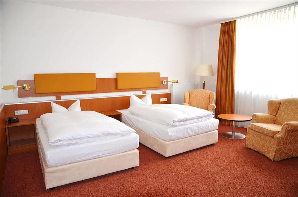 Hotel La Strada Kassel Buitenkant foto